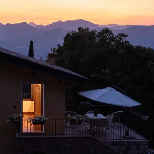 La Casetta, Con Vista E Montagne San Zeno di Montagna